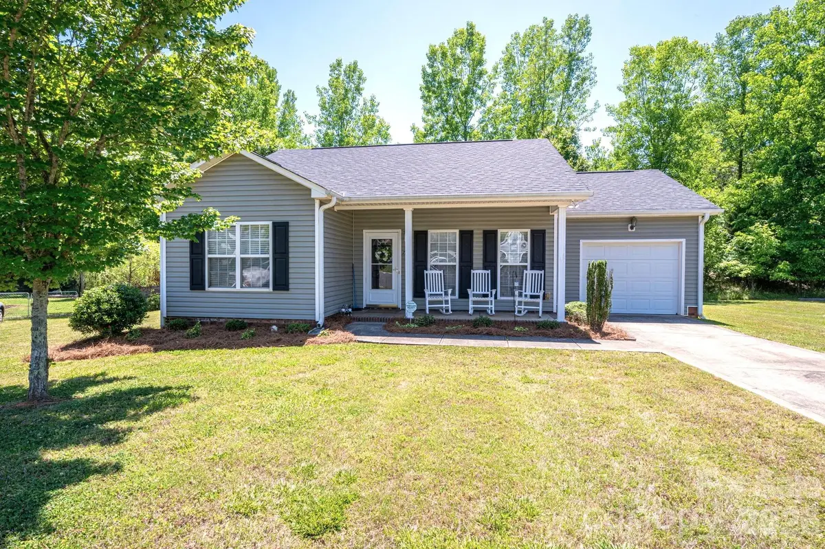 7212 Pinfeather Circle, Cramerton, NC 28032 - #1