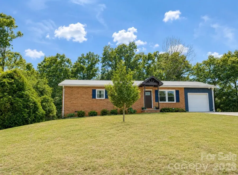 3500 Alta Vista Way, Morganton, NC 28655 - #3