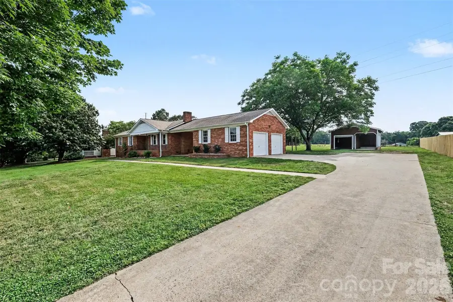 16924 Knoxwood Drive, Huntersville, NC 28078 - #2