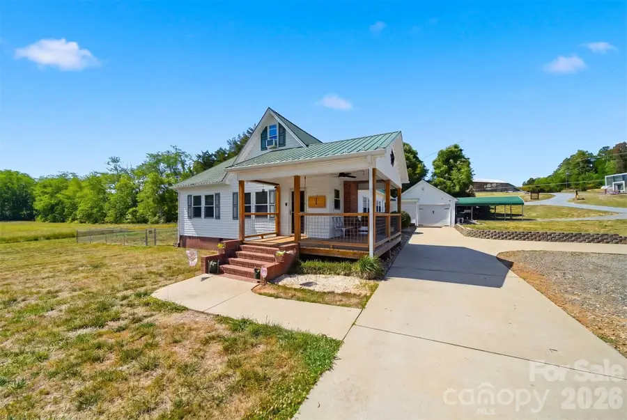 4039 Hartland Road, Lenoir, NC 28645 - #2