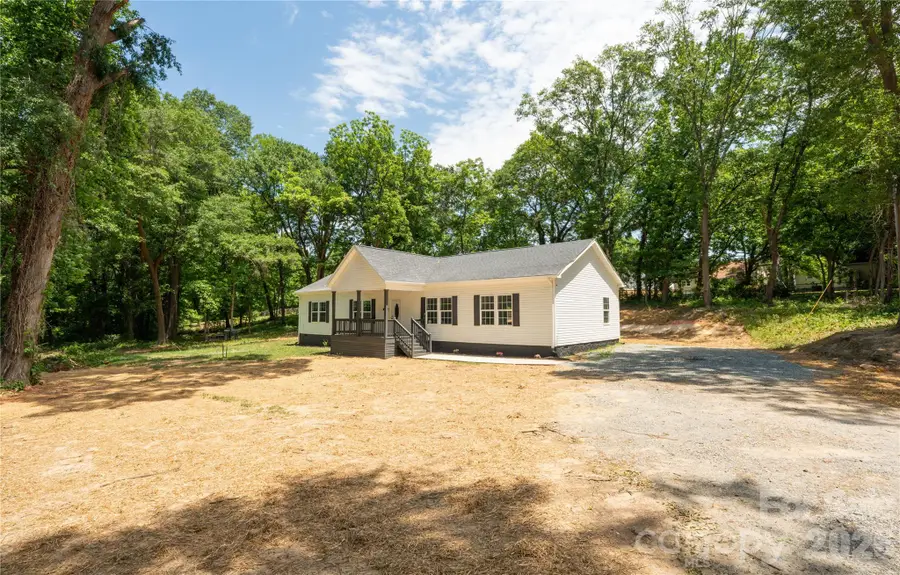 102 E Wilkins Street, Dallas, NC 28034 - #2
