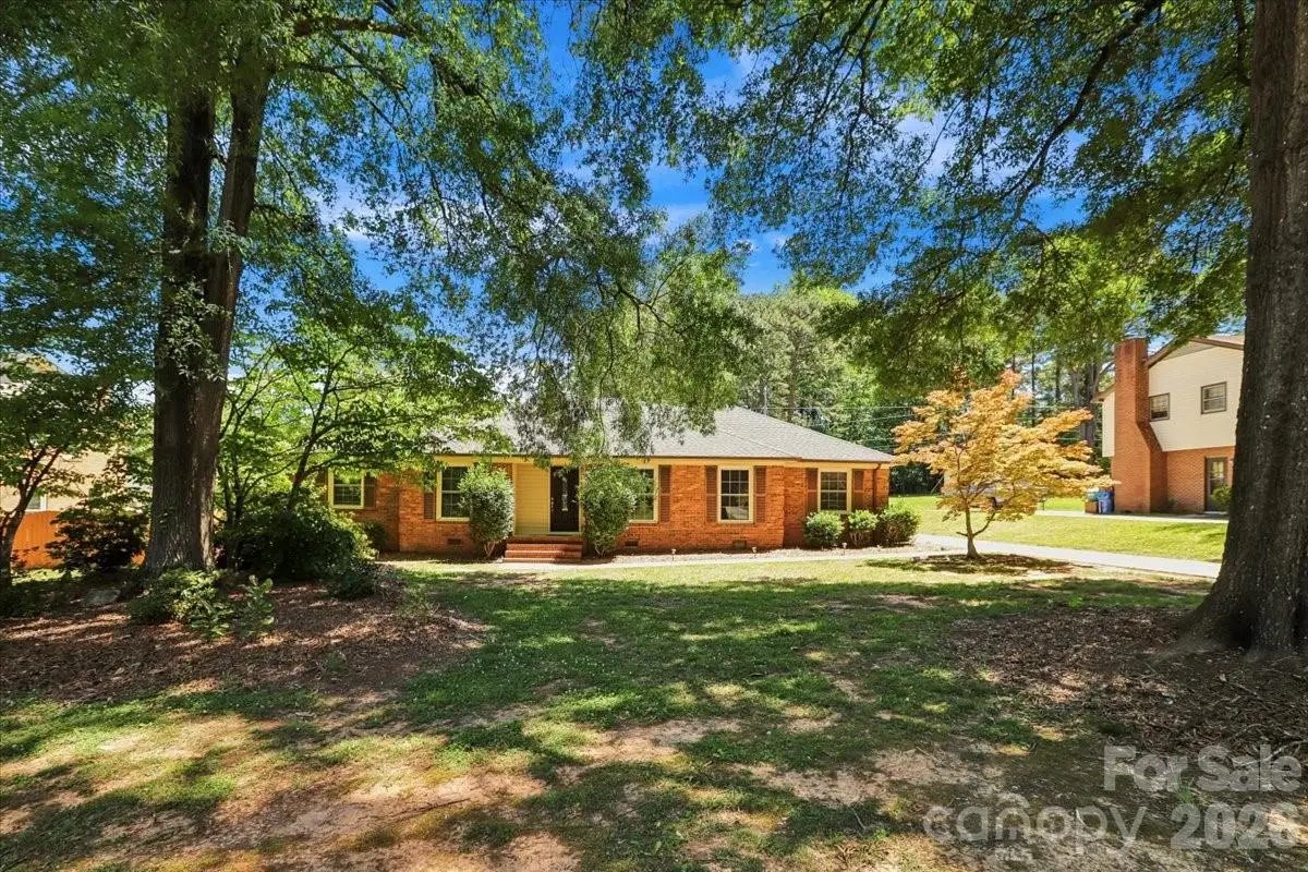 13507 Four Oaks Lane, Matthews, NC 28105 - #1