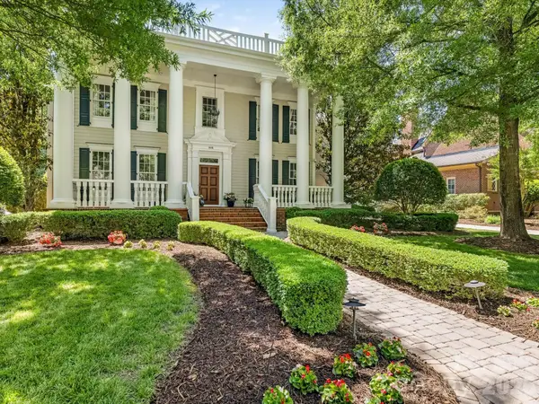 9146 Heydon Hall Circle, Charlotte, NC 28210
