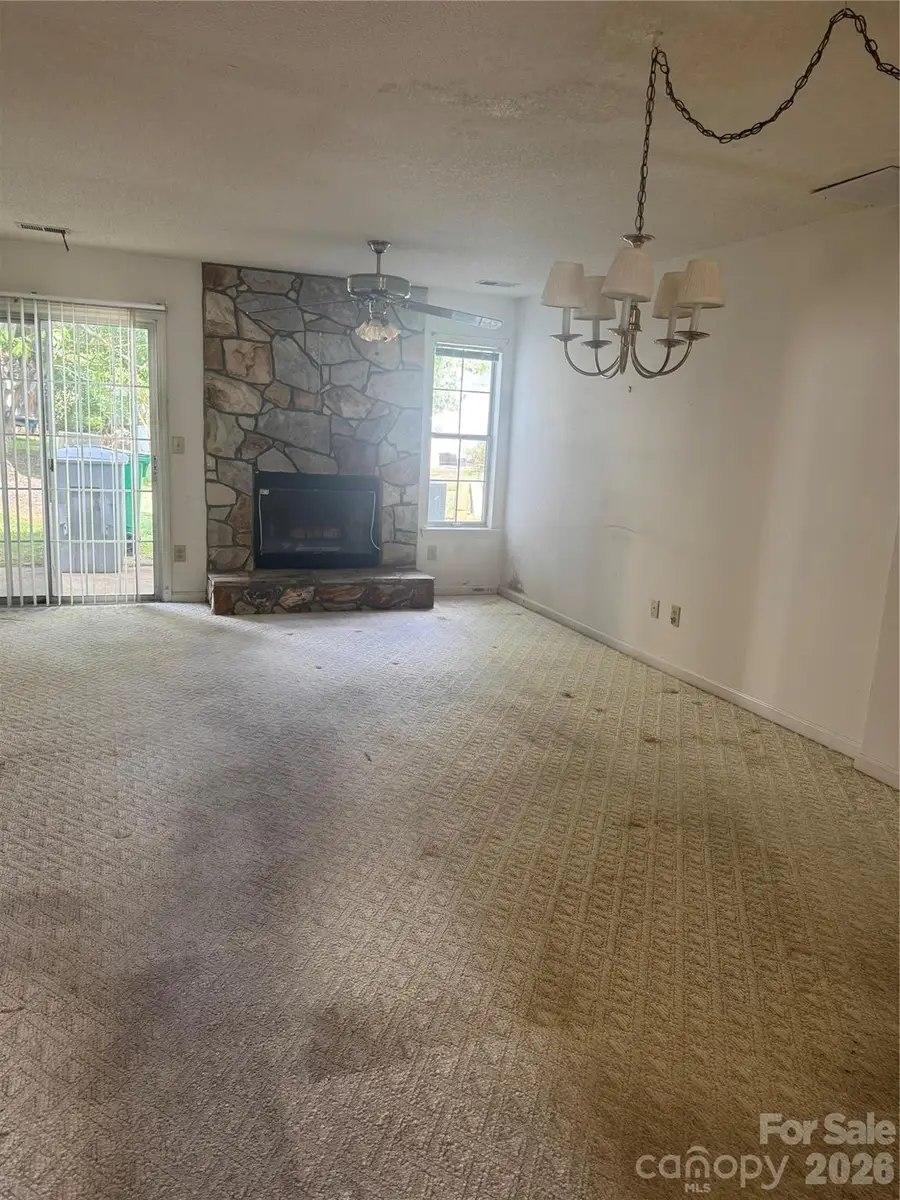 8275 Golf Ridge Drive, Charlotte, NC 28277 - #2