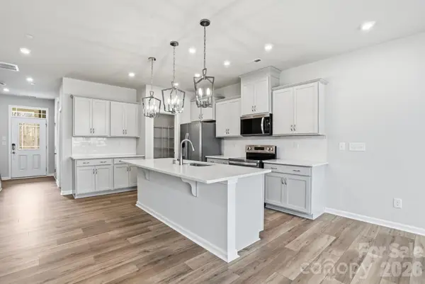 2540 Hedgecliff Road, Kannapolis, NC 28025