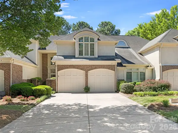 8952 Challis Hill Lane, Charlotte, NC 28226