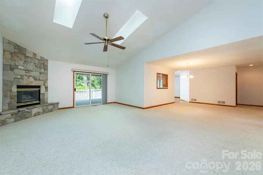 29 Hillcreek Drive, Asheville, NC 28804 - #2