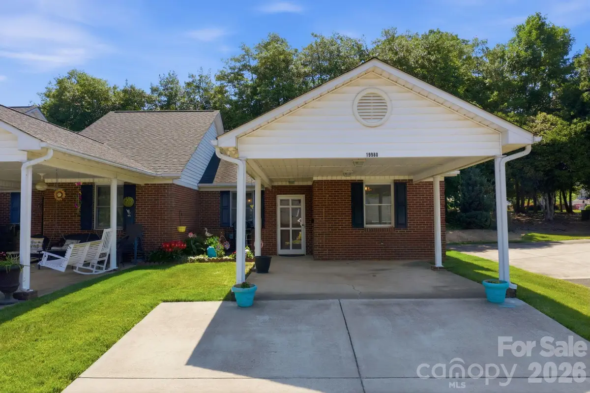 19980 Oak Leaf Circle, Cornelius, NC 28031 - #1