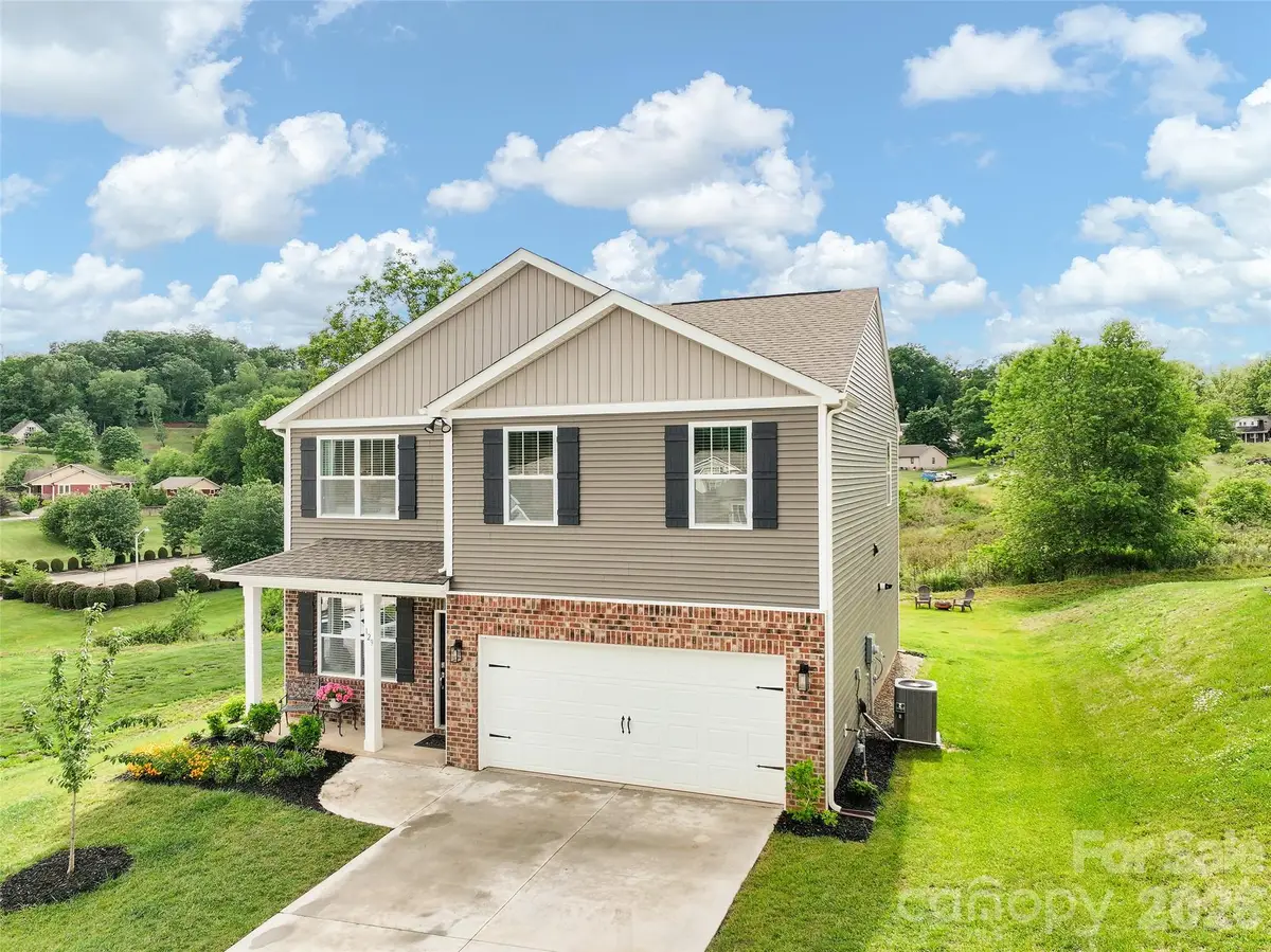 129 Valleywood Drive, Waynesville, NC 28786 - #1