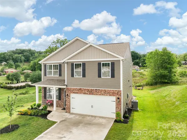 129 Valleywood Drive, Waynesville, NC 28786