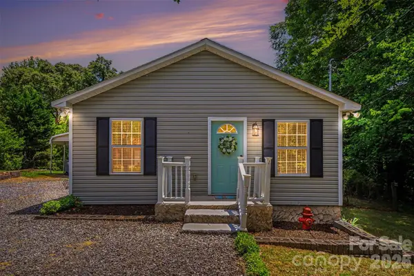313 Oakland Avenue, Belmont, NC 28012