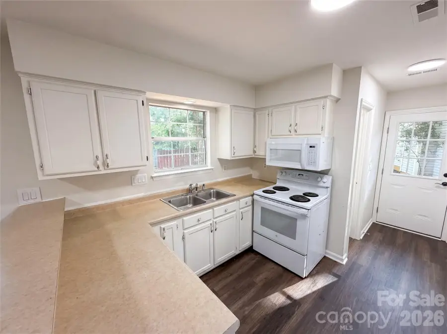 4720 Topsail Court, Charlotte, NC 28212 - #2