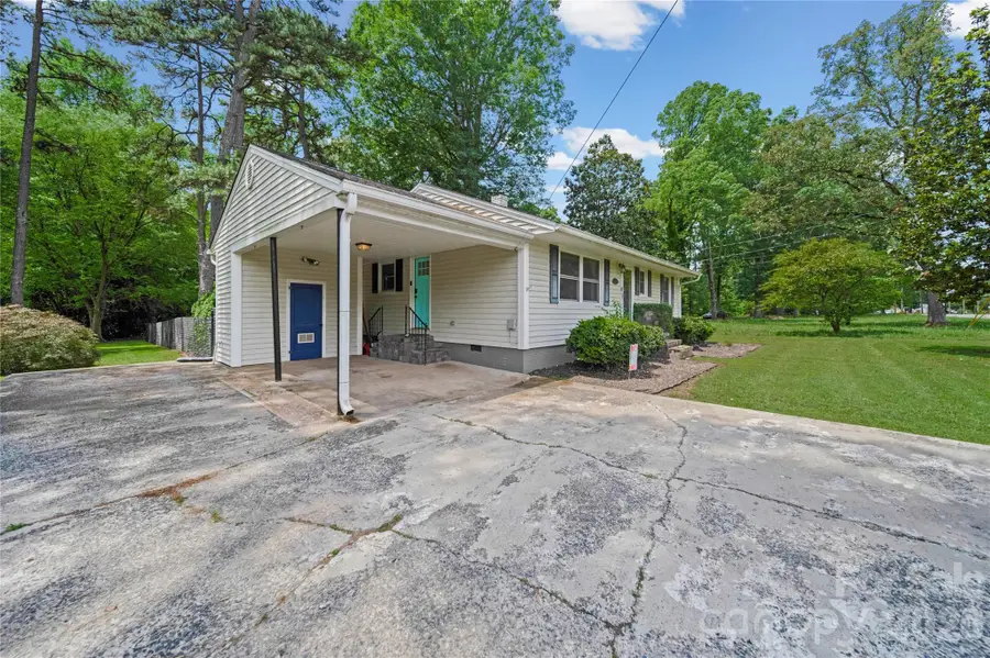 600 Mcadenville Road, Lowell, NC 28098 - #3