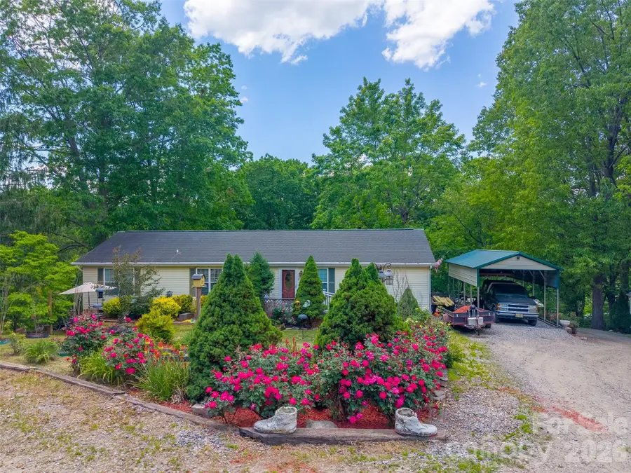 90, 106 & 132 Hennessee Street, Clyde, NC 28721 - #2