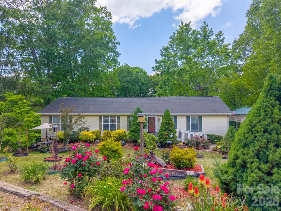 90, 106 & 132 Hennessee Street, Clyde, NC 28721 - #3