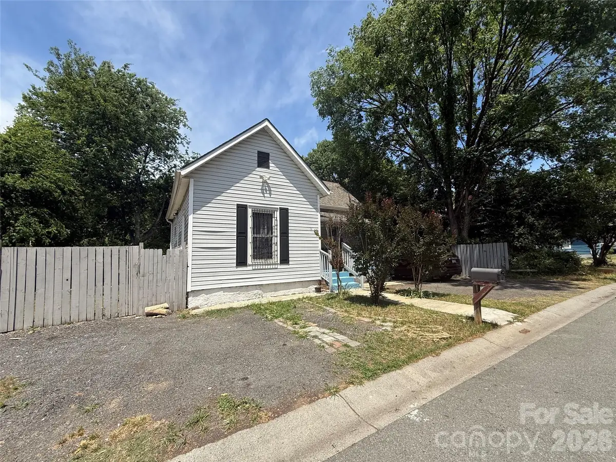 318 Goff Street, Charlotte, NC 28208 - #1