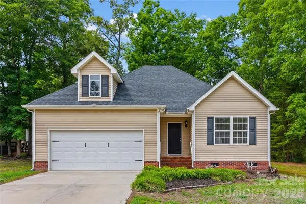 509 Kittiewake Lane, Clover, SC 29710