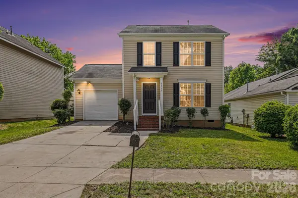 6325 Linda Vista Lane, Charlotte, NC 28216