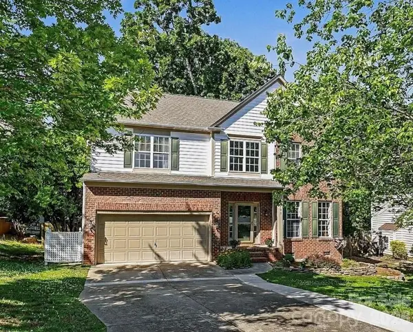 8120 Pelorus Lane, Charlotte, NC 28269