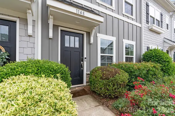 1148 Almerton Drive, Denver, NC 28037