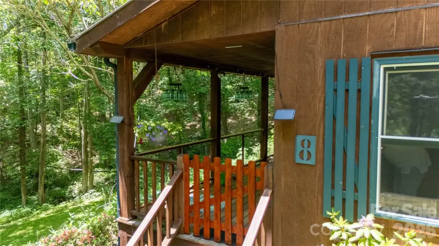 8 Westward Way, Bakersville, NC 28705 - #3