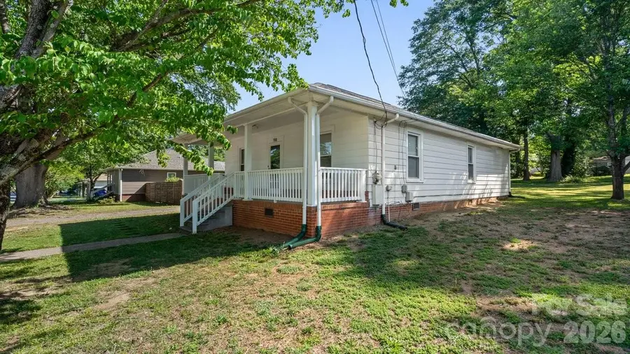 110 Globe Street, Mount Holly, NC 28120 - #3