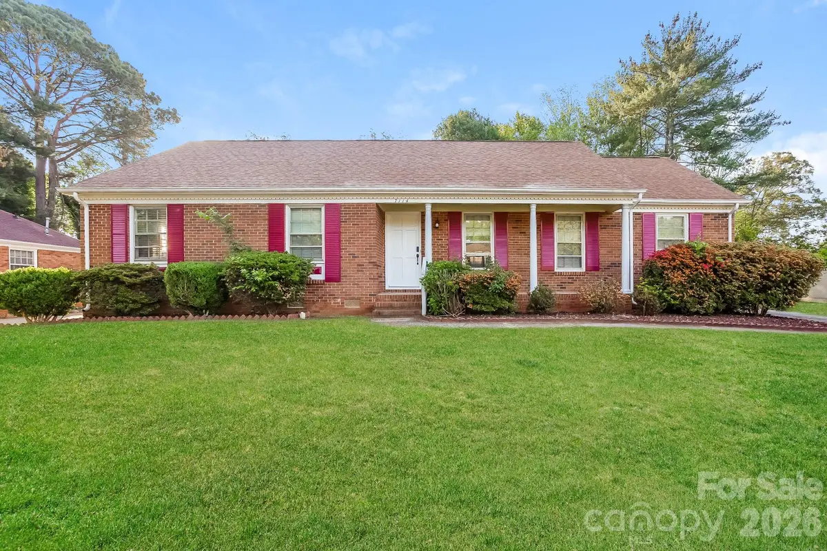 7114 Fox Hunt Road, Charlotte, NC 28212 - #1