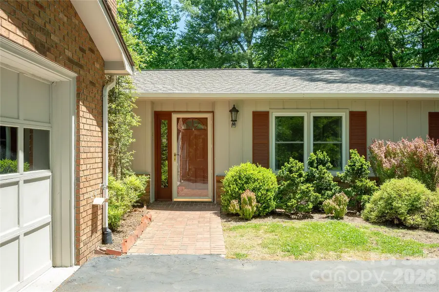 4 Galax Lane, Hendersonville, NC 28791 - #2