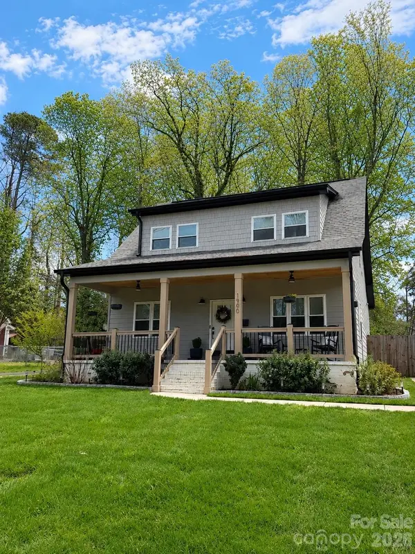 1900 Arnold Drive, Charlotte, NC 28205