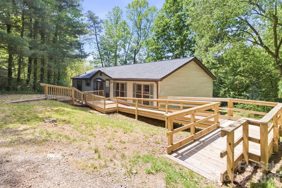 154 Ridgedale Road, Candler, NC 28715 - #2