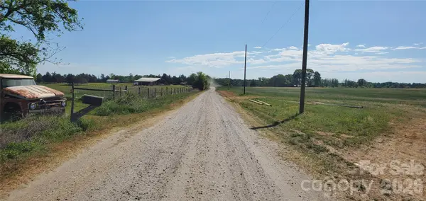 200 Loganway Road, Harmony, NC 28634
