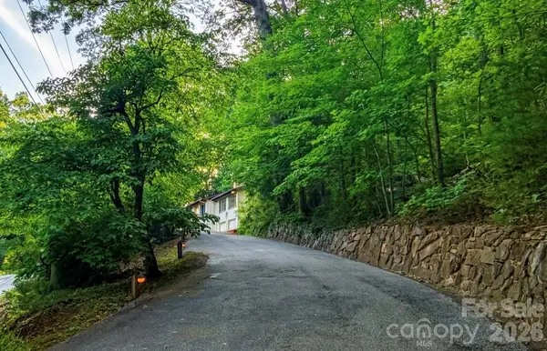 506 Country Club Road, Tryon, NC 28782