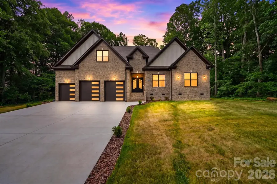 3802 Lyle Creek Avenue Ne, Conover, NC 28613 - #2