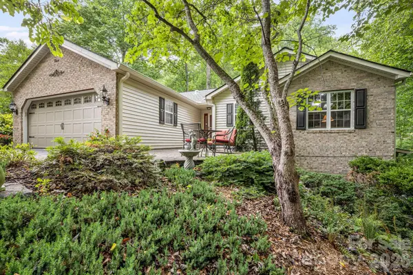 9 Firestone Court, Etowah, NC 28729