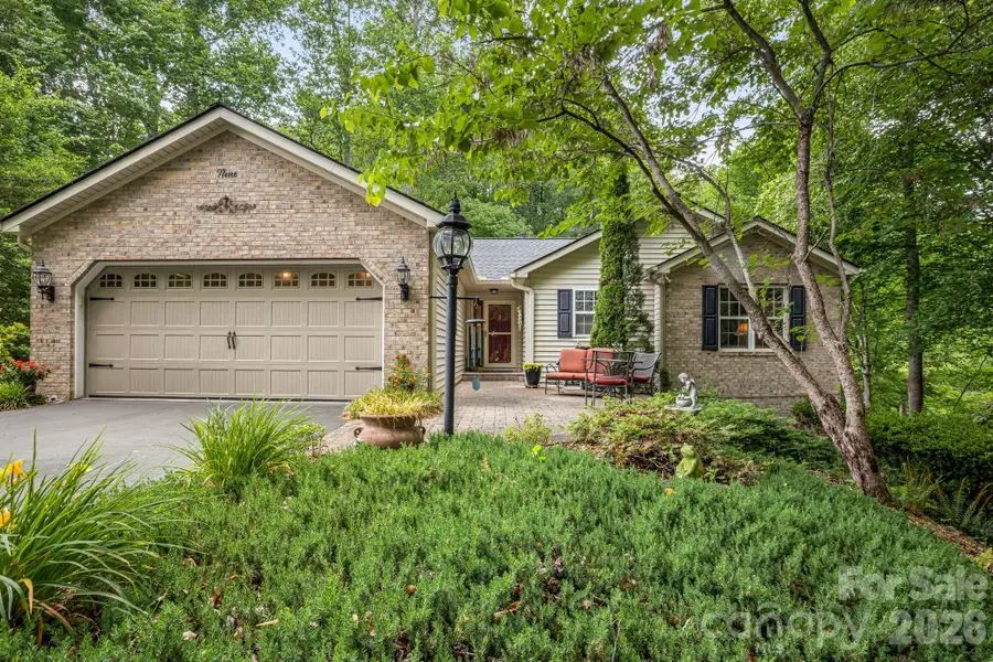 9 Firestone Court, Etowah, NC 28729 - #2
