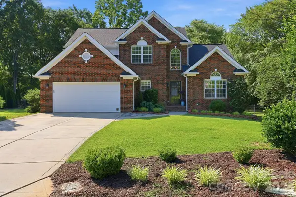 15704 Framingham Lane, Huntersville, NC 28078
