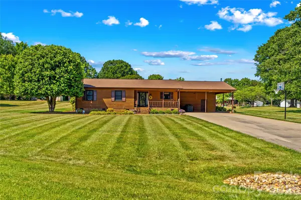 158 Bonnie Lane, Statesville, NC 28625