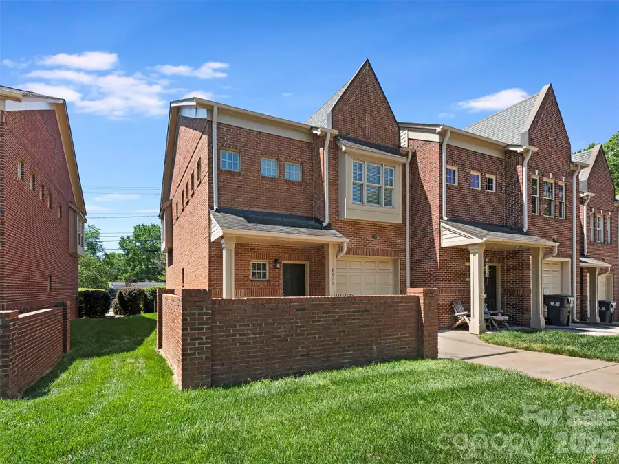 4670 Dabney Vigor Drive, Charlotte, NC 28209 - #3