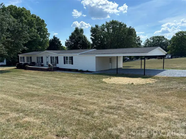 559 School Drive, Taylorsville, NC 28681