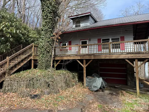 2085 Laurel Ridge N, Maggie Valley, NC 28751
