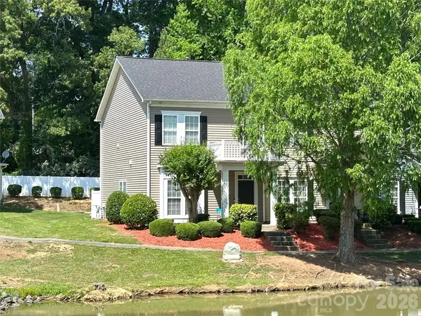 751 Plaza Walk Drive, Charlotte, NC 28215