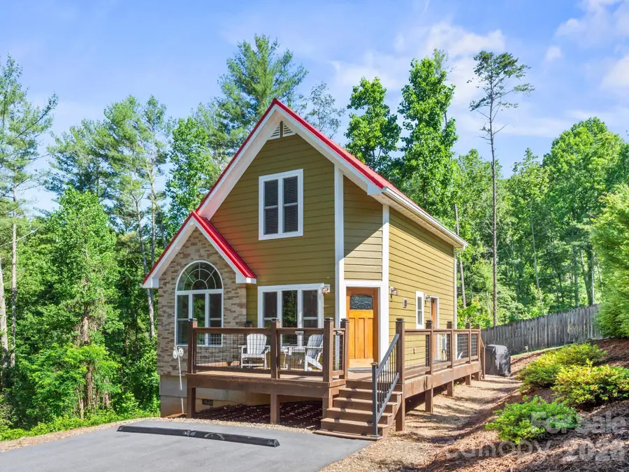 154 Dogwood Drive, Weaverville, NC 28787 - #2