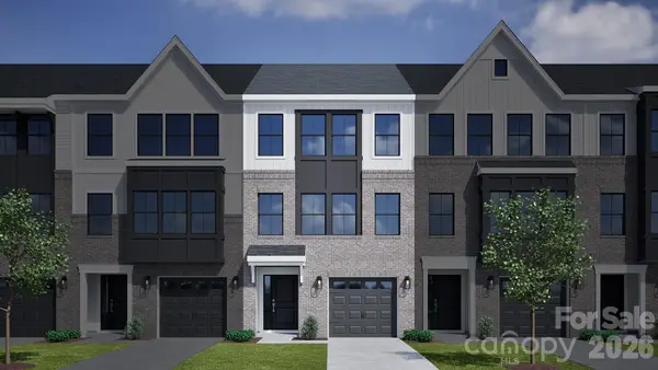 7425 Mashburn Drive #101, Charlotte, NC 28269