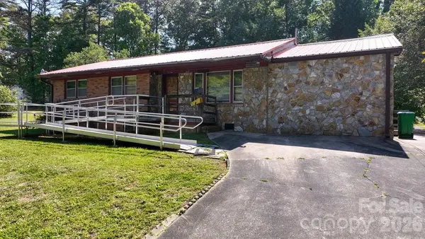 905 S 10th Street, Bessemer City, NC 28016