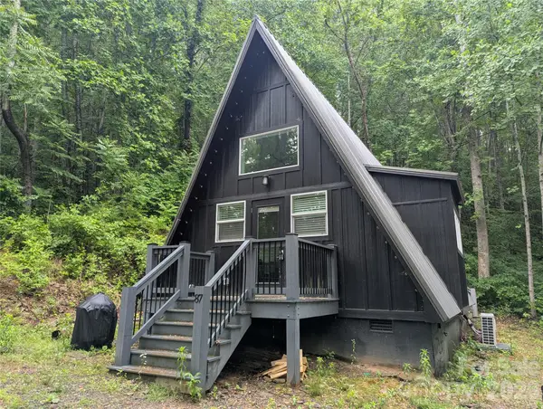 87 Hershel Lane, Swannanoa, NC 28778