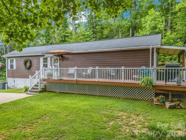 479 Camp Hill Road, Mill Spring, NC 28756