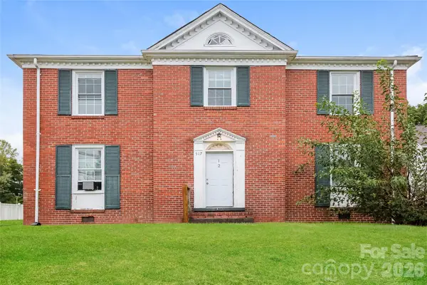 517 Willow Street, Mount Airy, NC 27030