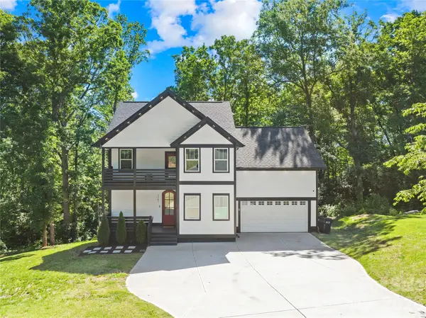 2101 Highland View Lane, Charlotte, NC 28214