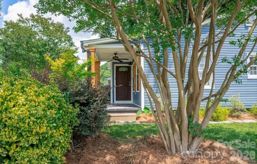 1215 W 4th Avenue, Gastonia, NC 28052 - #2