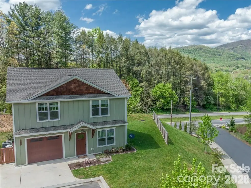 101 Towne Place, Clyde, NC 28721 - #1